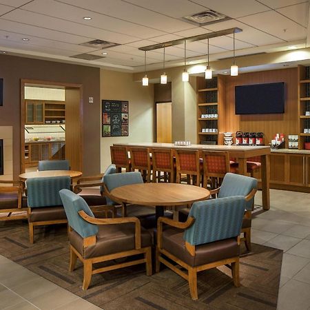 Hyatt Place Lincoln/Downtown-Haymarket Экстерьер фото