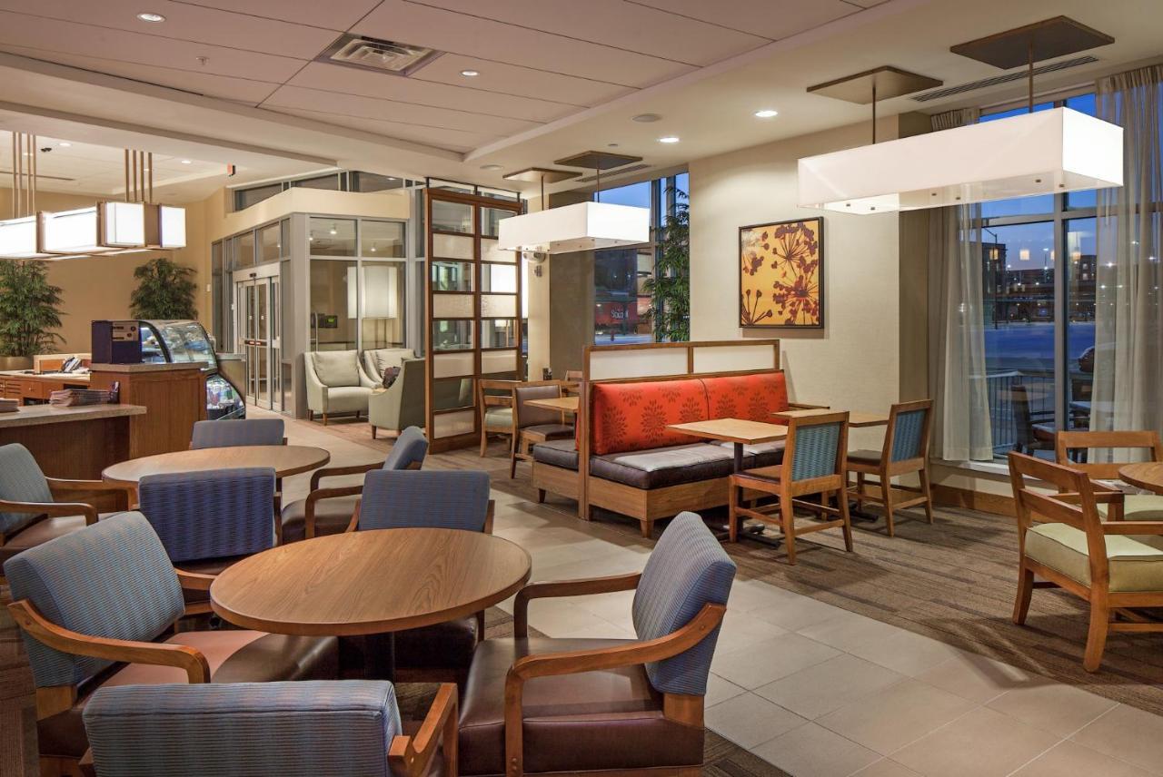 Hyatt Place Lincoln/Downtown-Haymarket Экстерьер фото