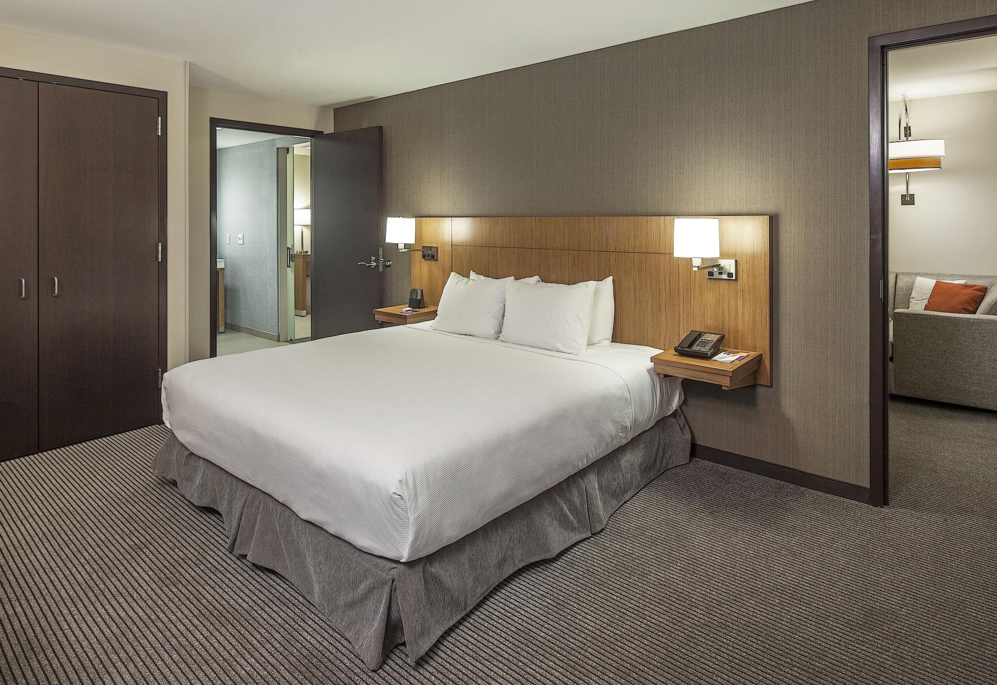 Hyatt Place Lincoln/Downtown-Haymarket Экстерьер фото
