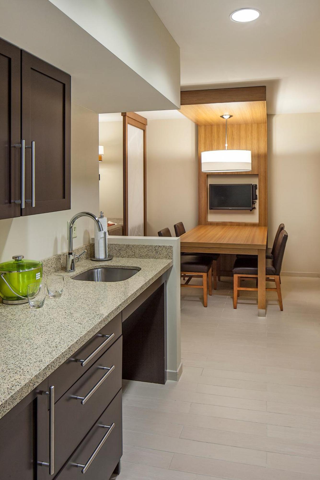 Hyatt Place Lincoln/Downtown-Haymarket Номер фото